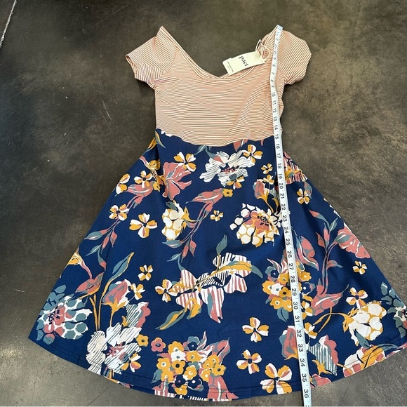 NWT Pact Organic Cotton Stripes & Floral Cross Back Mini Dress With Pockets - Picture 5 of 12